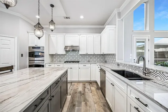 $630,000 | 138 Creekside Drive, Murphy, TX 75094