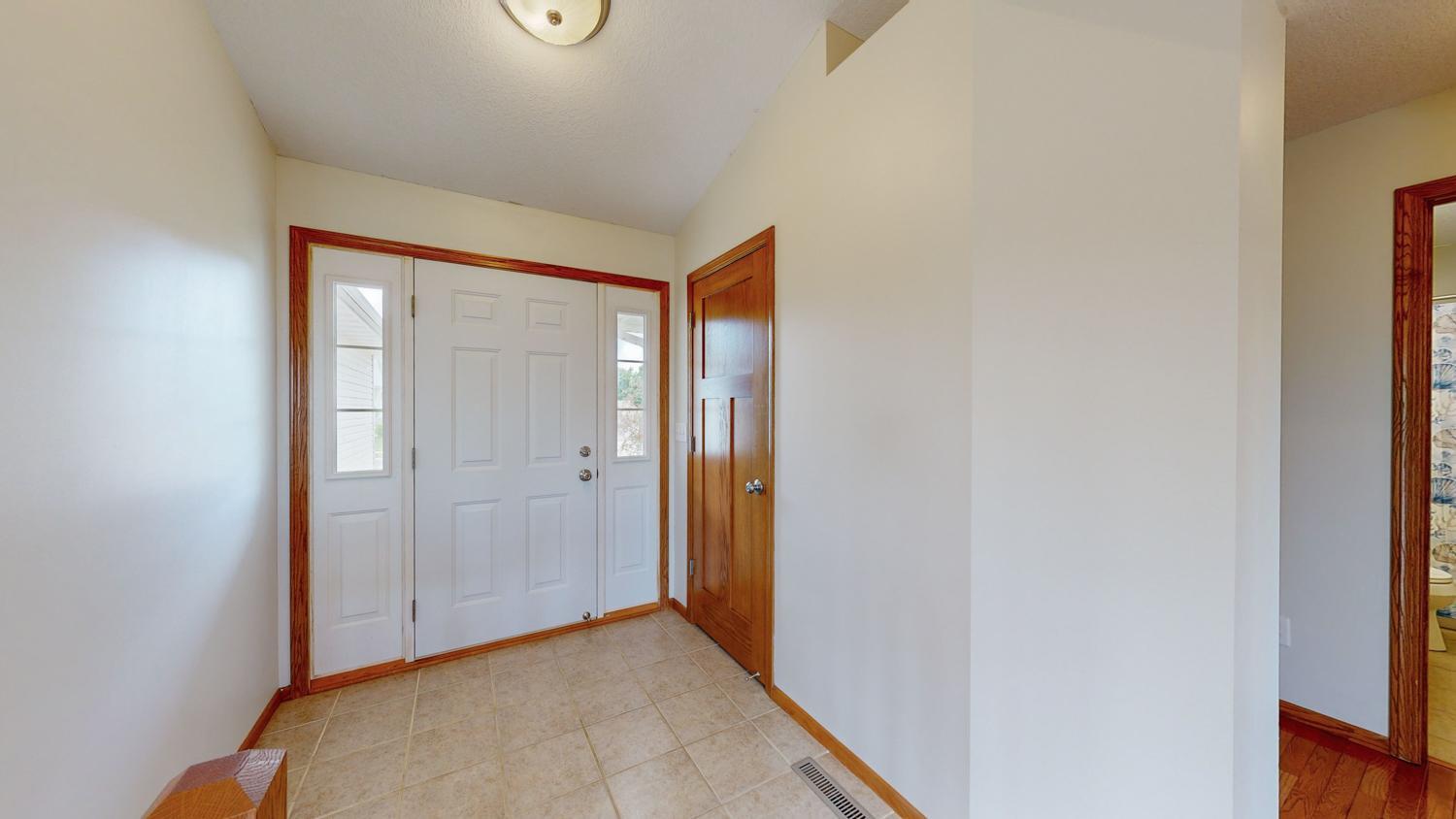 5278 55th Avenue Northwest Rochester, MN 55901 - Photo 3 of 34 Gallery Image 3