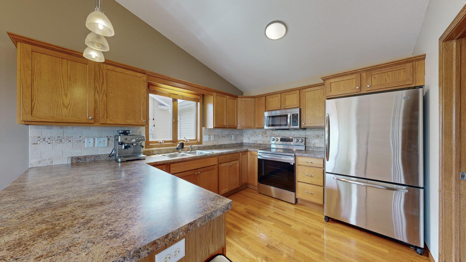 5278 55th Avenue Northwest Rochester, MN 55901 - Photo 6 of 34 Gallery Image 6