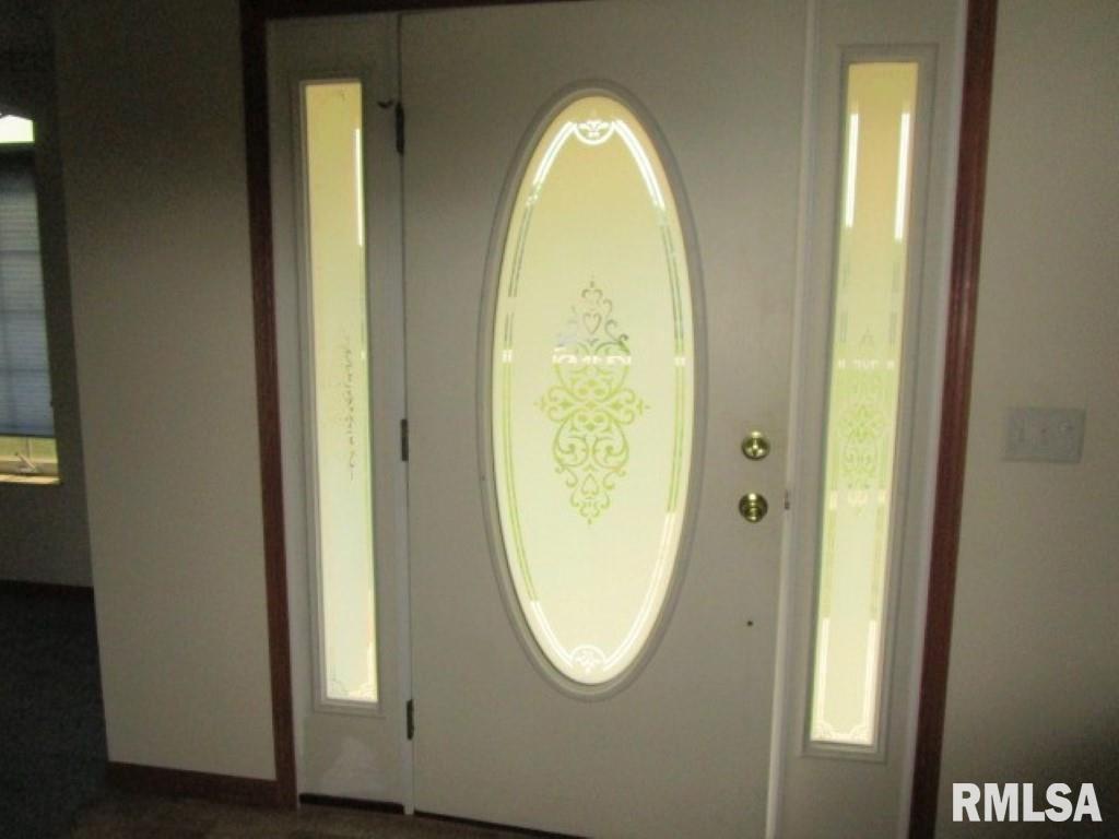 3121 Sheridan Road Pekin, IL 61554 - Photo 8 of 41 Gallery Image 8