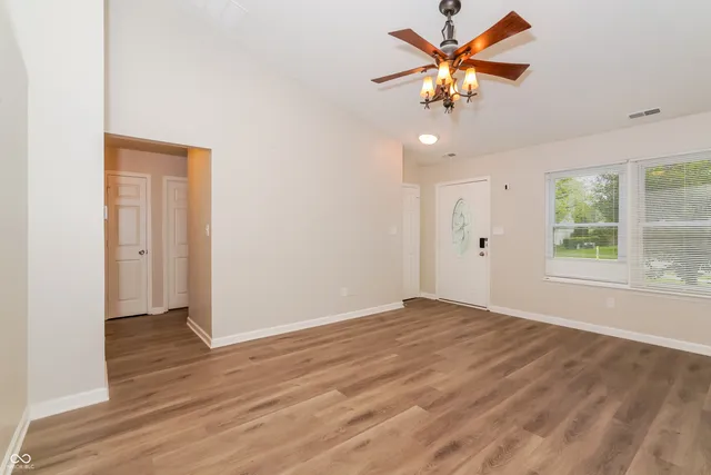 $1,760 | 4027 Willow Court, Franklin, IN 46131