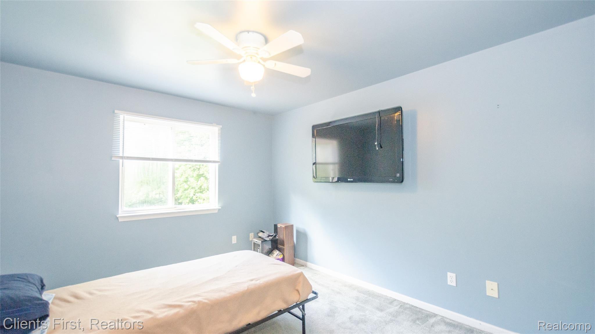 41335 Judd Road Belleville, MI 48111 - Photo 39 of 62 048_30.jpg