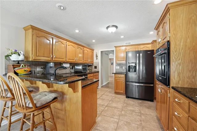 $529,900 | 5118 Pelican Point, Lee's Summit, MO 64082