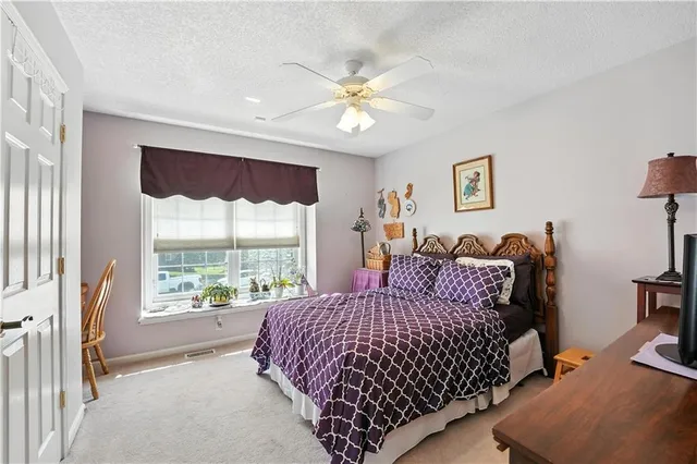 $529,900 | 5118 Pelican Point, Lee's Summit, MO 64082