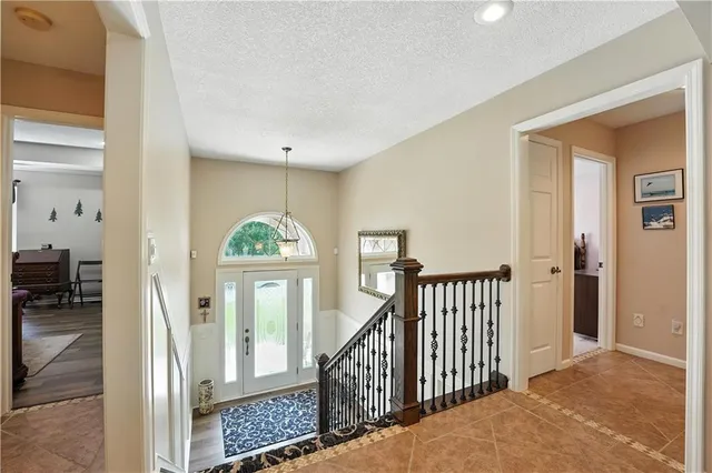 $529,900 | 5118 Pelican Point, Lee's Summit, MO 64082