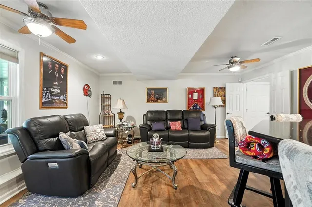 $529,900 | 5118 Pelican Point, Lee's Summit, MO 64082