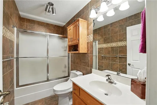 $529,900 | 5118 Pelican Point, Lee's Summit, MO 64082