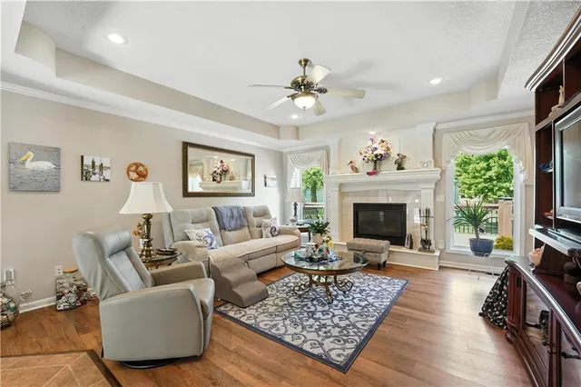 $529,900 | 5118 Pelican Point, Lee's Summit, MO 64082