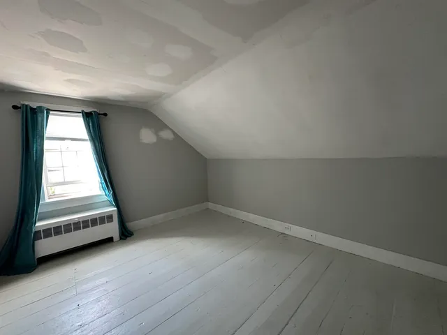 $2,350 | 7 Bennington Road, Unit MAIN 1, Hancock, NH 03449