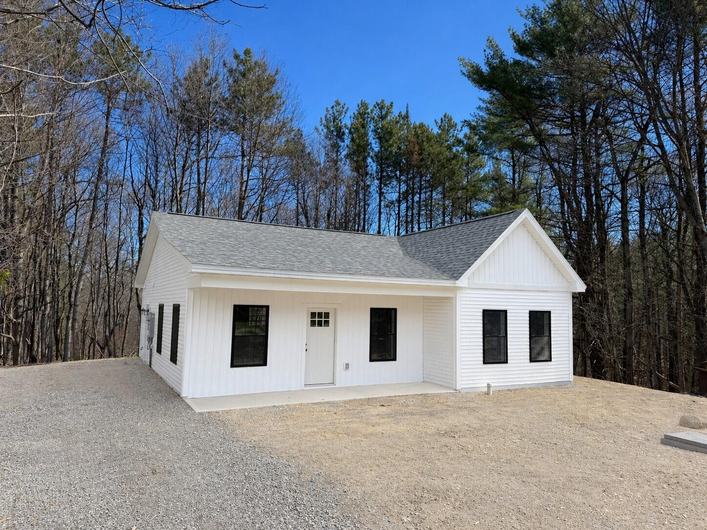 15 Sylvan Road Orono, ME 04473 - Photo 2 of 27 2
