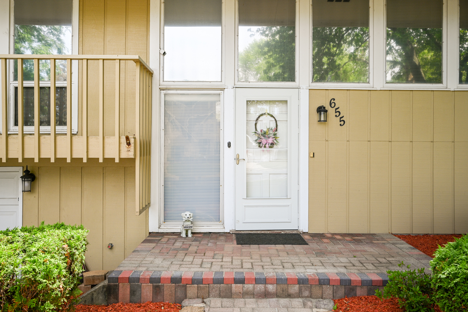 2S655 Bob O Link Road Lombard, IL 60148 - Photo 3 of 28 a view of a door front of a house