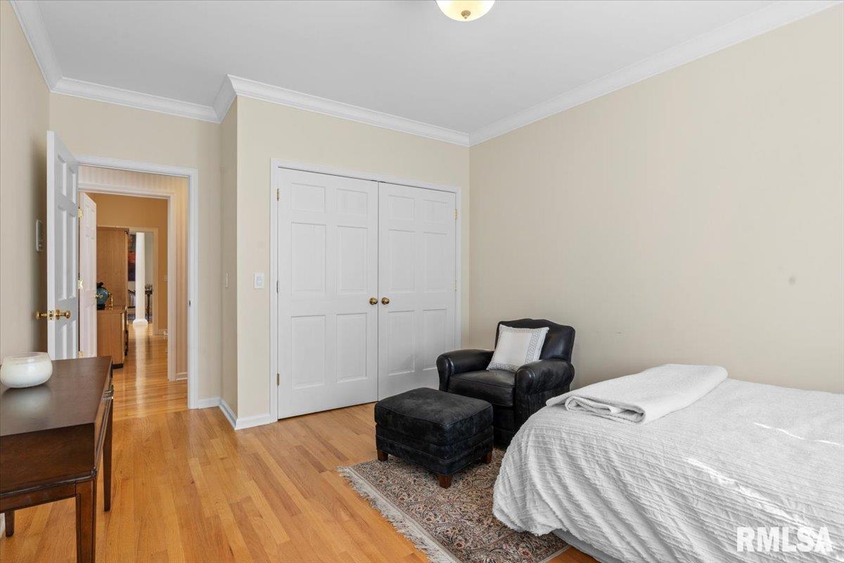 8 The Elms Lane Springfield, IL 62712 - Photo 31 of 86