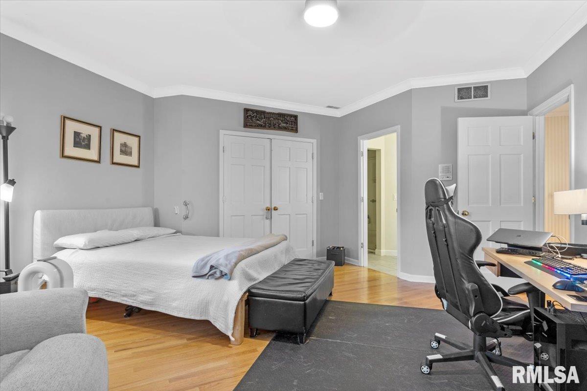 8 The Elms Lane Springfield, IL 62712 - Photo 37 of 86