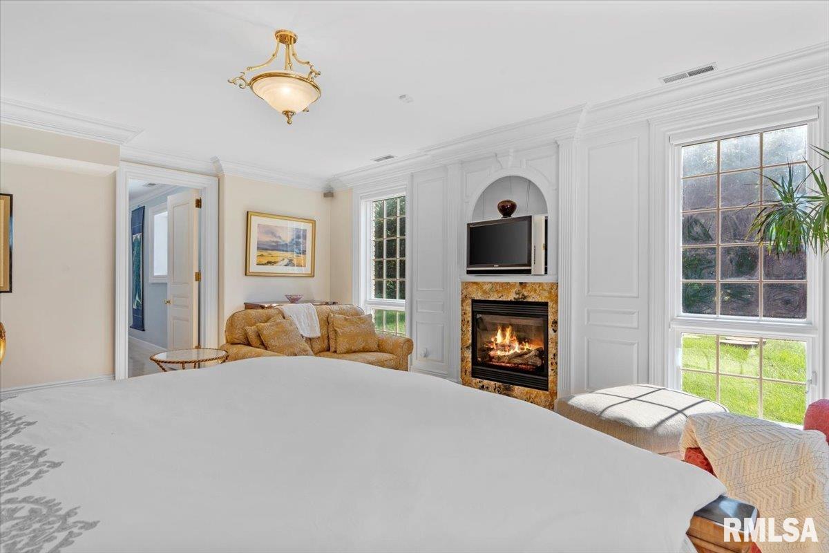 8 The Elms Lane Springfield, IL 62712 - Photo 48 of 86