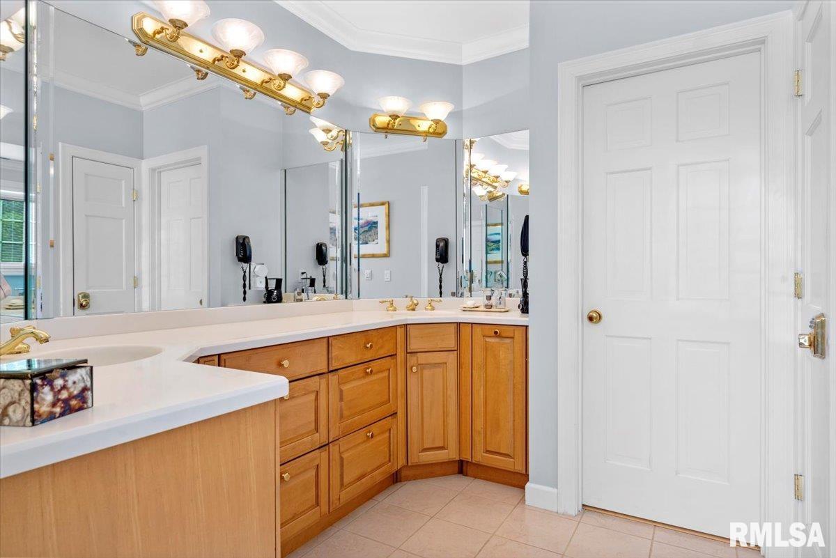 8 The Elms Lane Springfield, IL 62712 - Photo 52 of 86