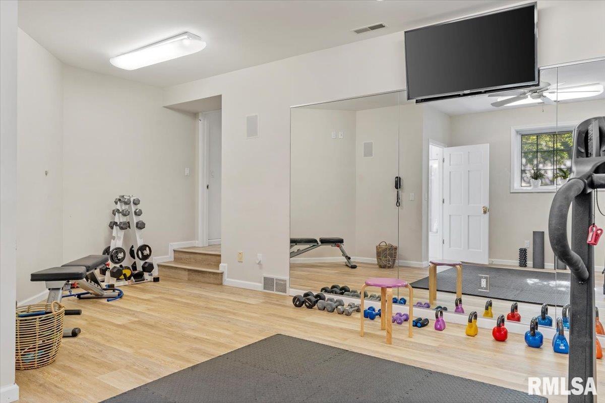 8 The Elms Lane Springfield, IL 62712 - Photo 56 of 86