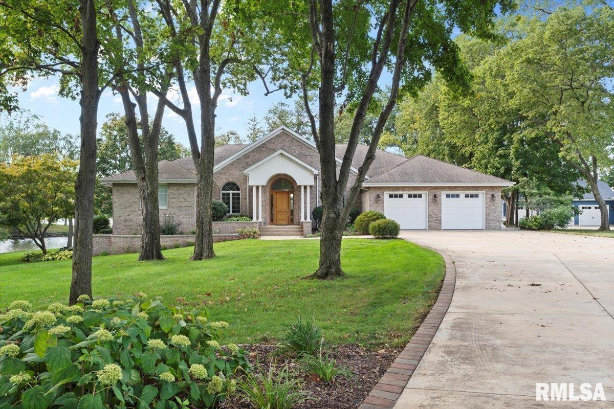 8 The Elms Lane Springfield, IL 62712 - Photo 6 of 86