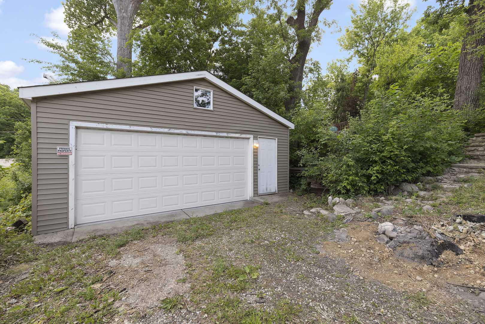 8717 Gardner Road Fox River Grove, IL 60021 - Photo 4 of 27