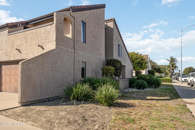 $374,000 | 137 North J Street, Lompoc, CA 93436