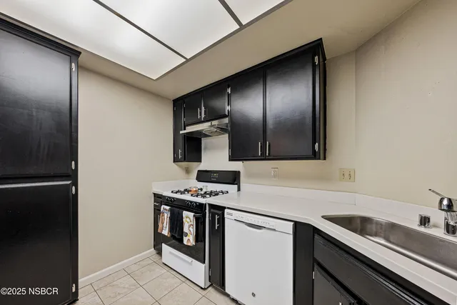 $374,000 | 137 North J Street, Lompoc, CA 93436