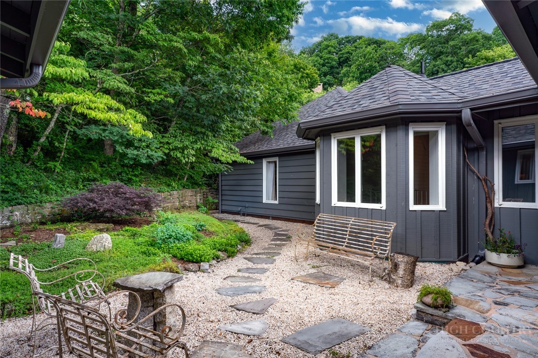 403 Laurel Park Road Blowing Rock, NC 28605 - Photo 42 of 46