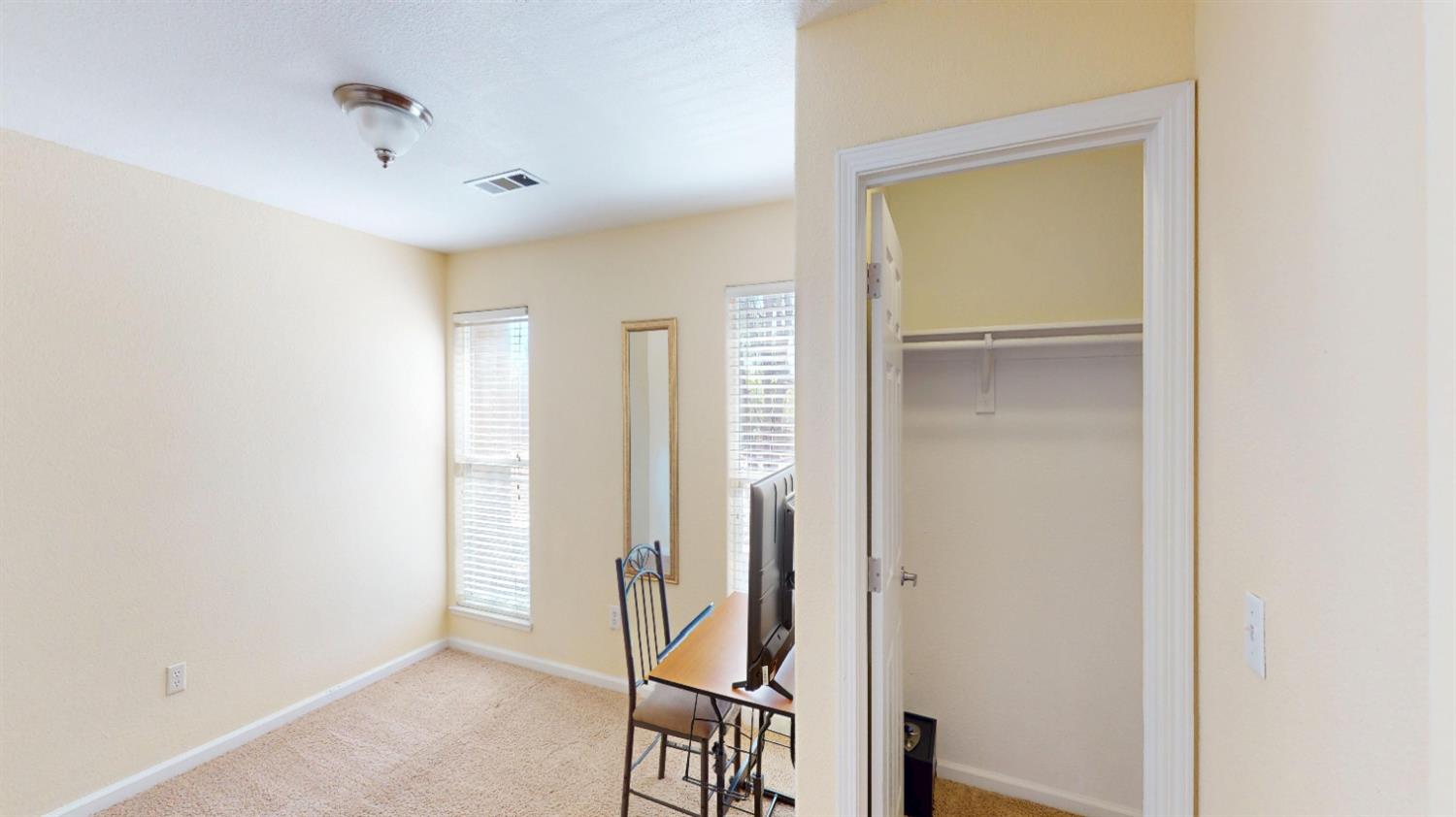 4057 Dale Road, Unit B Modesto, CA 95356 - Photo 17 of 39 a view of an empty room