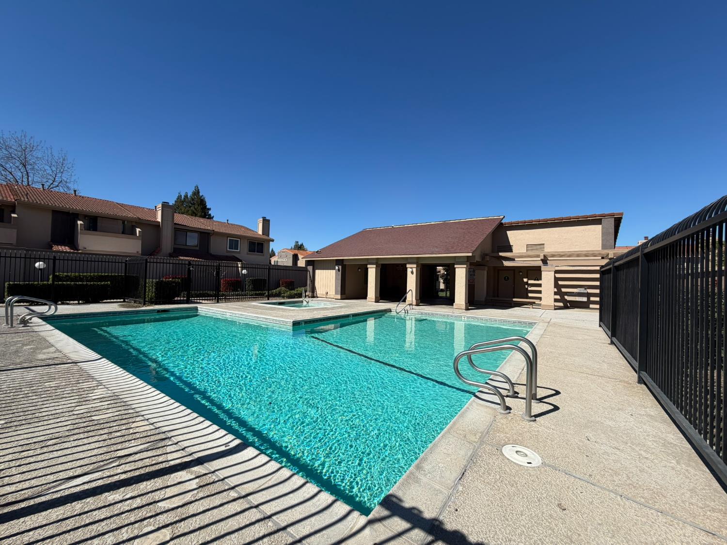 4057 Dale Road, Unit B Modesto, CA 95356 - Photo 38 of 39 a view of a house with a backyard