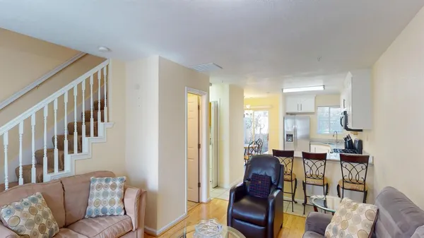 $284,900 | 4057 Dale Road, Unit B, Modesto, CA 95356