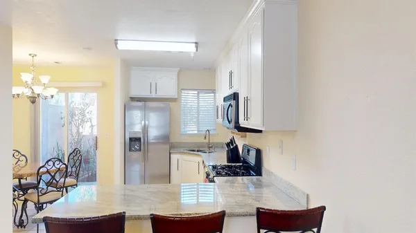 $284,900 | 4057 Dale Road, Unit B, Modesto, CA 95356