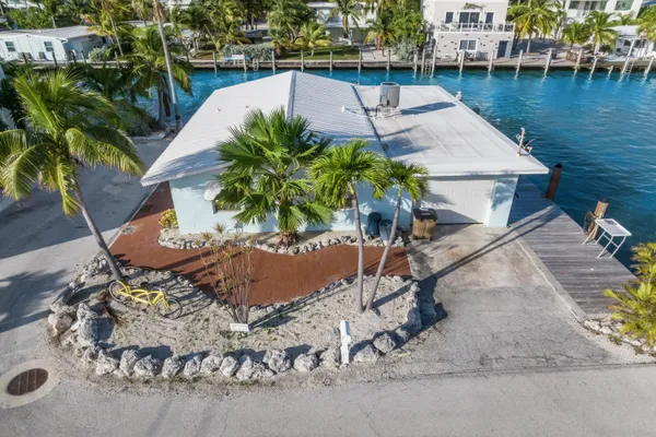 $985,000 | 11710 5th Avenue Ocean, Marathon, FL 33050