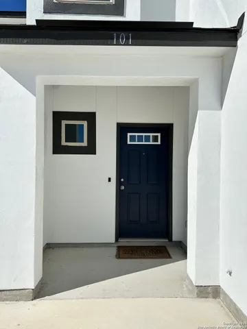 $1,500 | 8303 V. Pisa, Unit 103, San Antonio, TX 78227