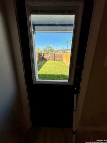 $1,500 | 8303 V. Pisa, Unit 103, San Antonio, TX 78227