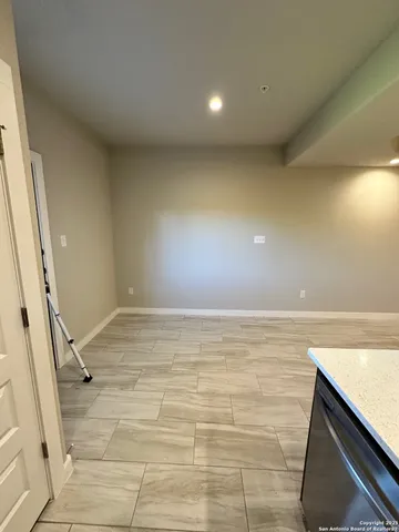 $1,500 | 8303 V. Pisa, Unit 103, San Antonio, TX 78227