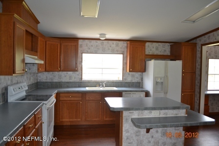 12478 Fred Harvey Road Sanderson, FL 32087 - Photo 4 of 10 KITCHEN