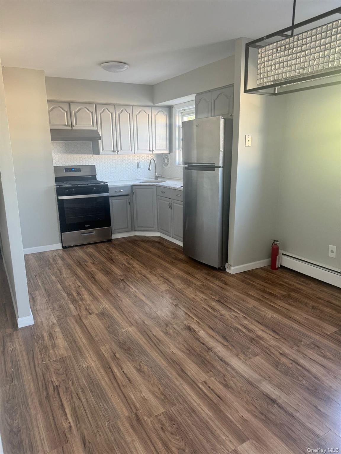 250-23 88th Road, Unit 2R Queens, NY 11426 - Photo 6 of 20