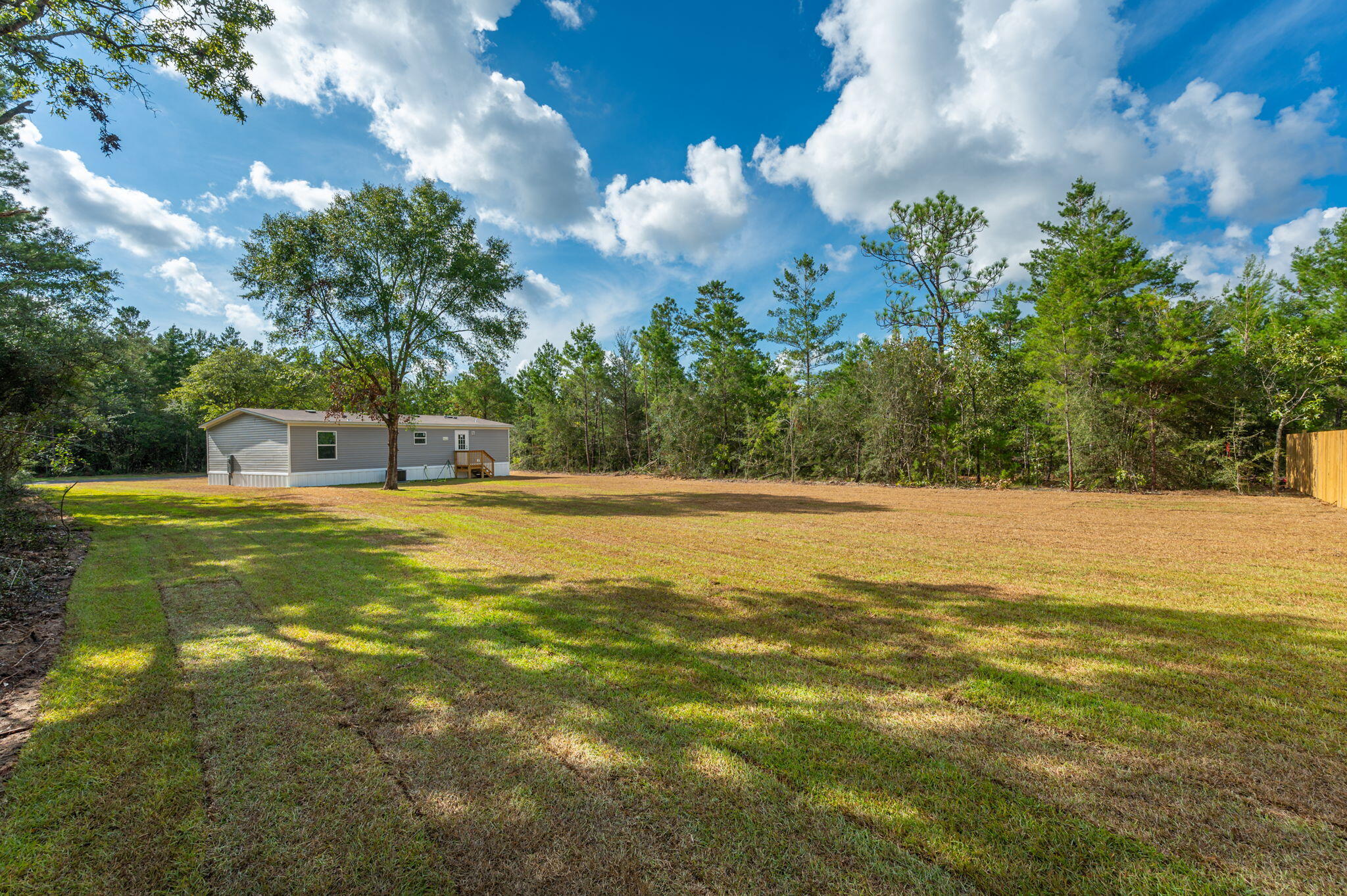 24 Roman Road DeFuniak Springs, FL 32433 - Photo 29 of 37 28-web-or-mls-24 Roman Rd Exterior-6