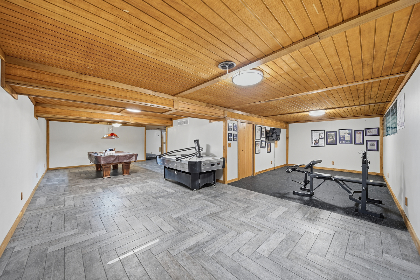 7231 South Lost Nation Road Dixon, IL 61021 - Photo 26 of 39 a view of a room with gym equipment