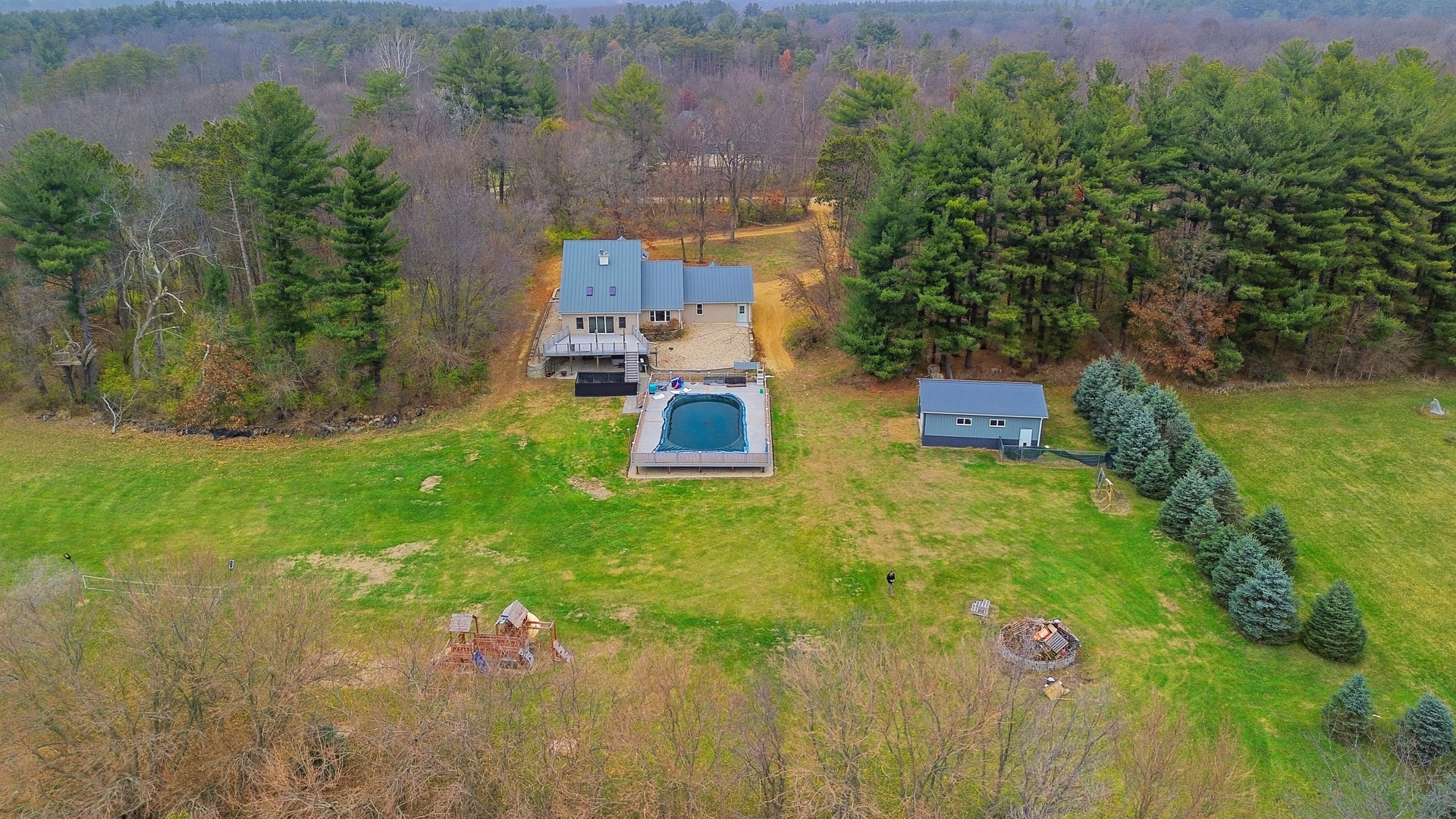 7231 South Lost Nation Road Dixon, IL 61021 - Photo 3 of 39 an aerial view of a house with a yard