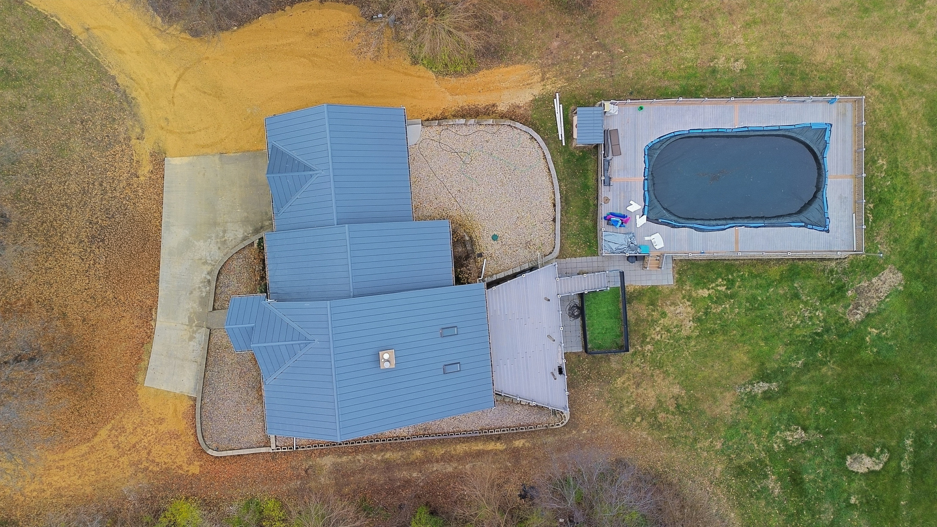 7231 South Lost Nation Road Dixon, IL 61021 - Photo 5 of 39