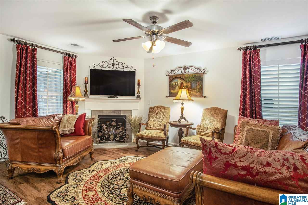 832 Huntington Trace Chelsea, AL 35043 - Photo 6 of 32