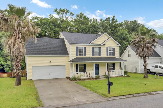 $386,500 | 327 Eagle Ridge Road, Summerville, SC 29485