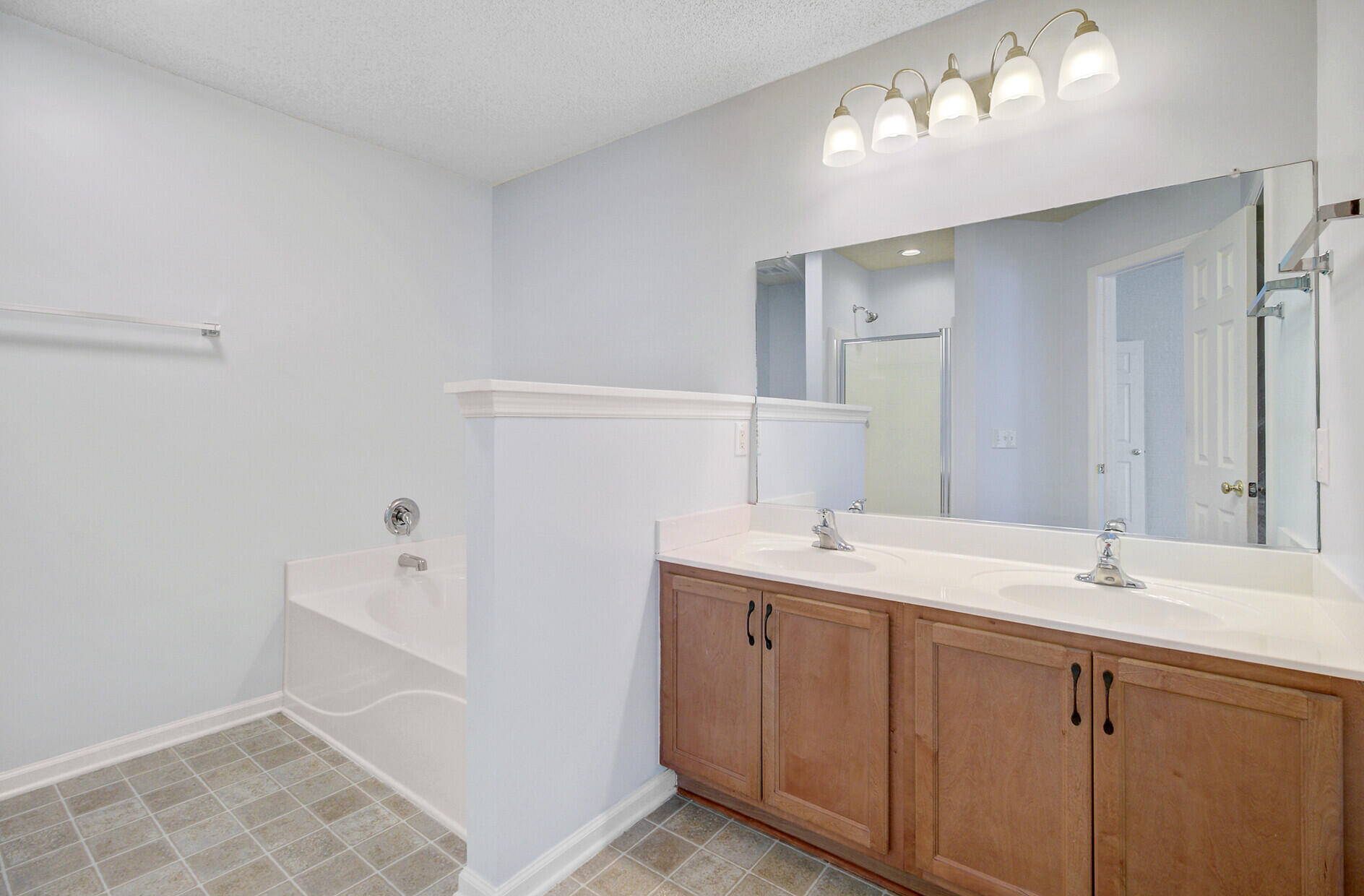 327 Eagle Ridge Road Summerville, SC 29485 - Photo 26 of 45 80_24 (1)_mls