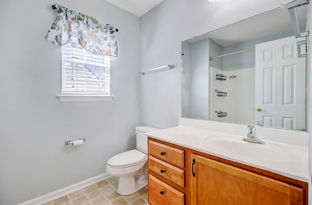 $386,500 | 327 Eagle Ridge Road, Summerville, SC 29485