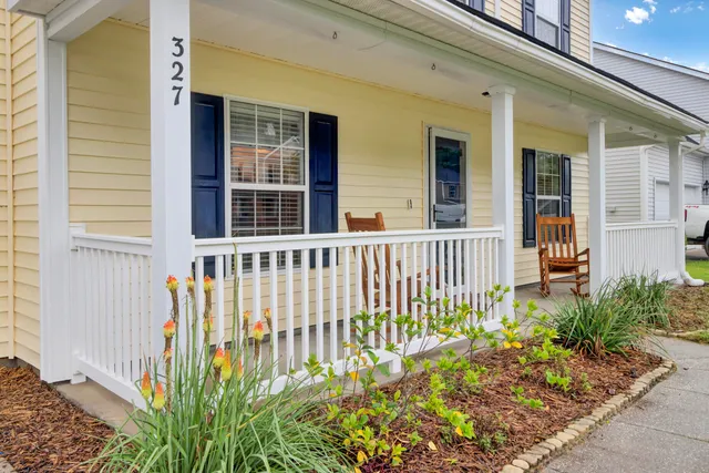 $386,500 | 327 Eagle Ridge Road, Summerville, SC 29485