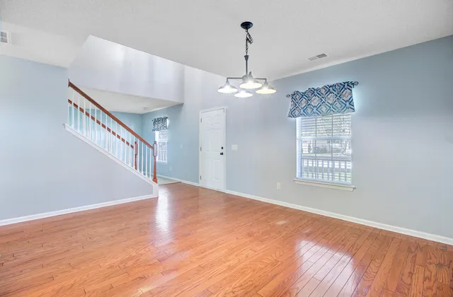 $386,500 | 327 Eagle Ridge Road, Summerville, SC 29485