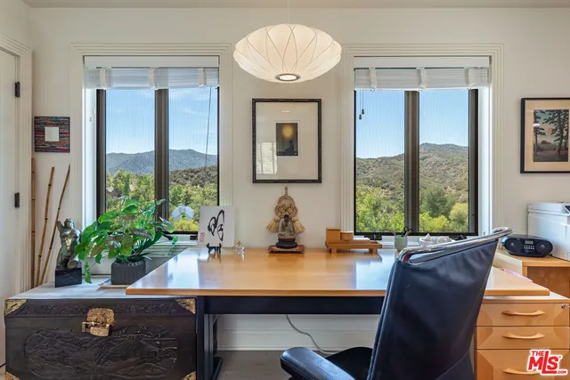 $3,985,000 | 1045 Cold Canyon Road, Calabasas, CA 91302
