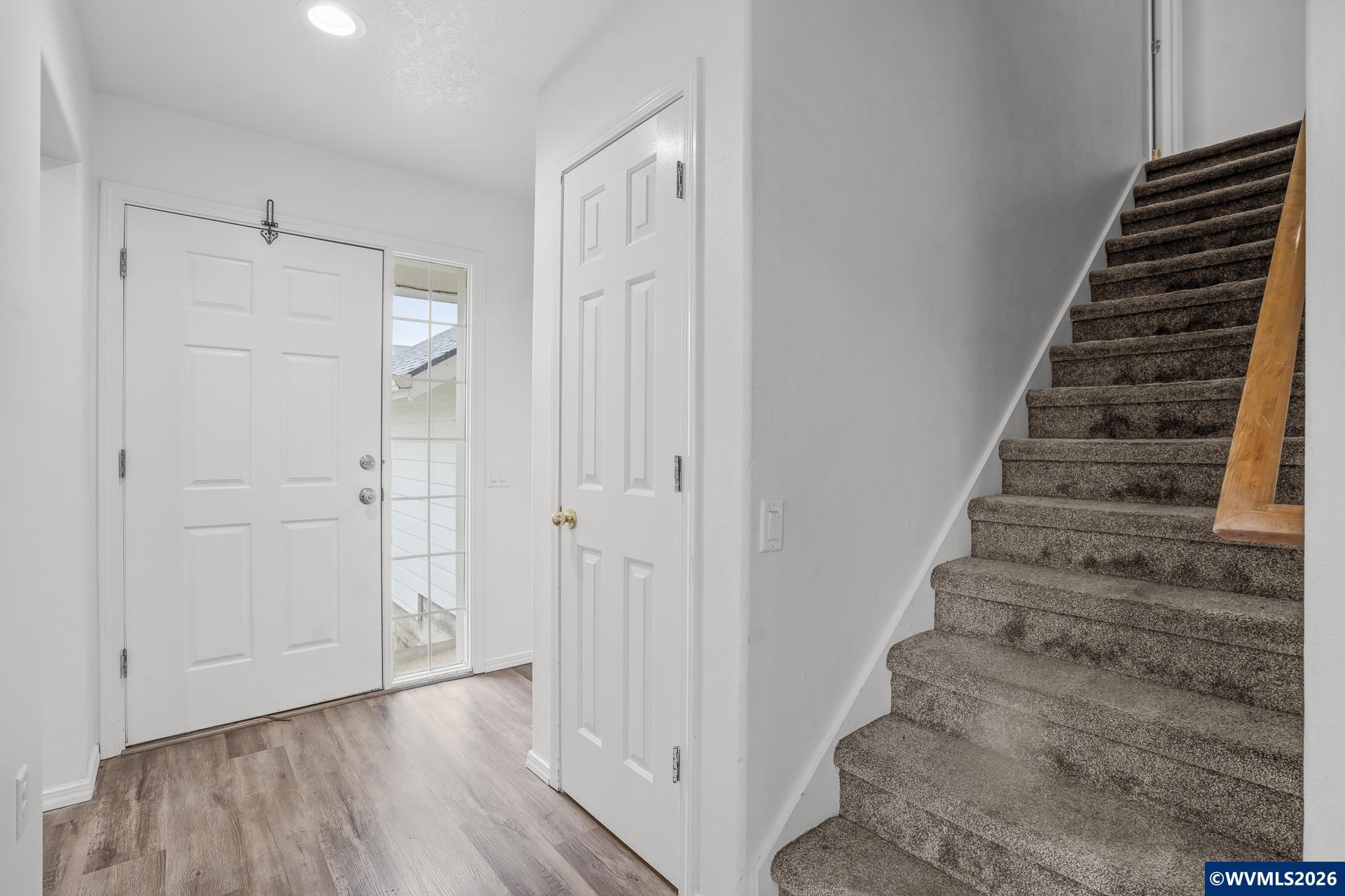 6946 Ridgetop Drive Northeast Keizer, OR 97303 - Photo 9 of 28