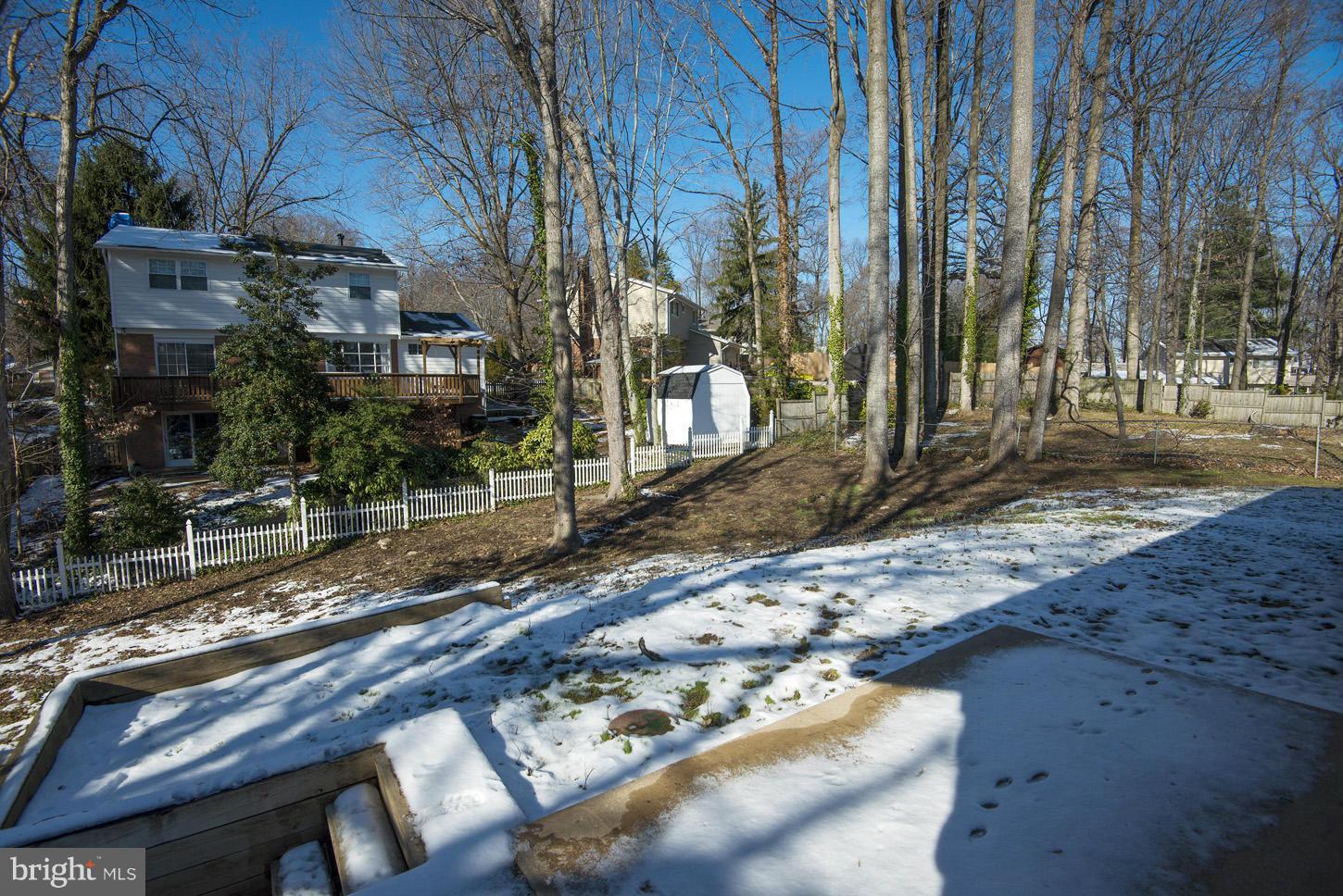 5508 Margate Street Springfield, VA 22151 - Photo 24 of 27 a view of a backyard with street