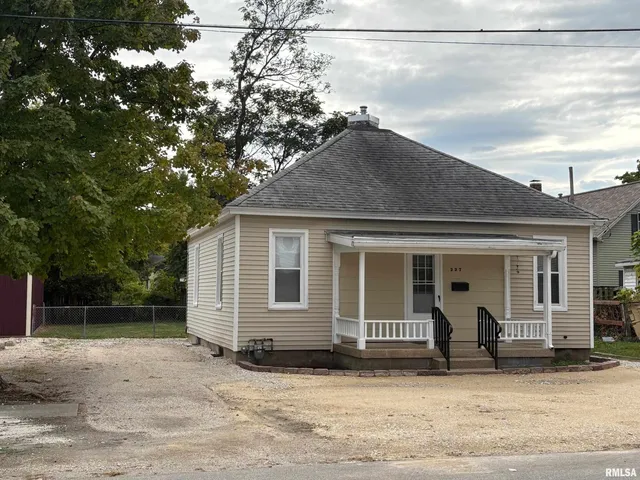 $52,500 | 227 Anna Street, Jacksonville, IL 62650