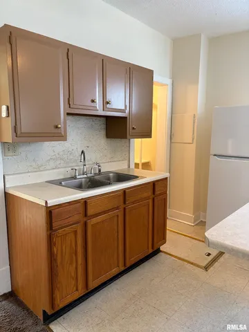 $52,500 | 227 Anna Street, Jacksonville, IL 62650